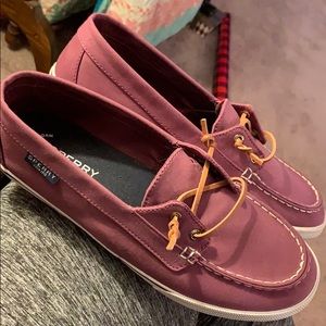 Sperry Women’s boat shoes